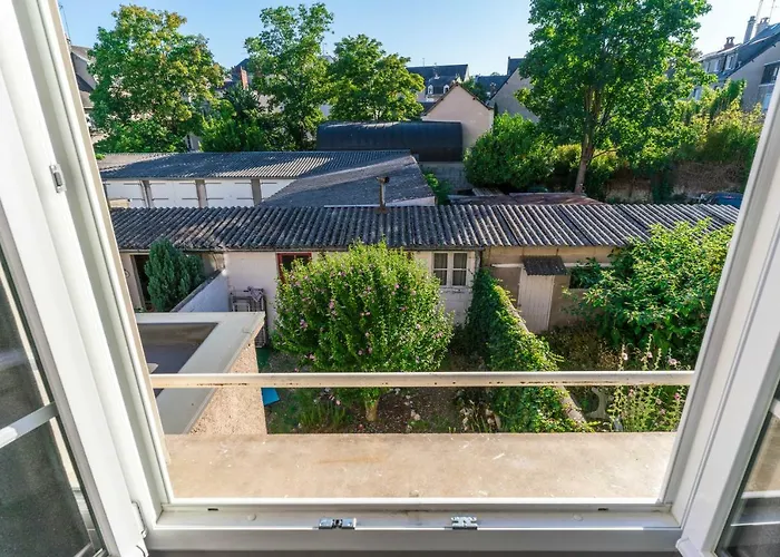 Maison 88 M2 Le Patio Du Centre Ville Avec Garage